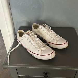 Converse All Star lowtops. Size 10.5. Color: white
